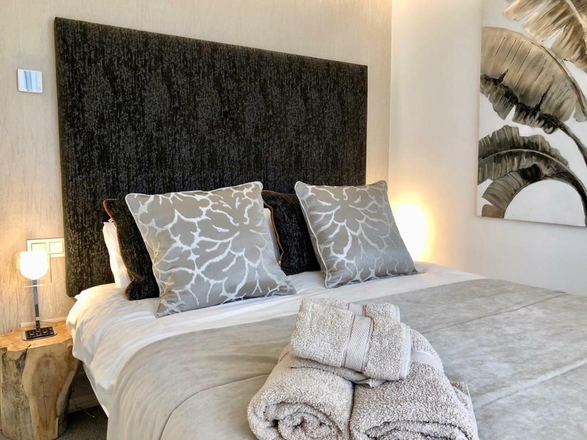 Appartement Luxury In La Isla, Walking Distance To Puerto Banus