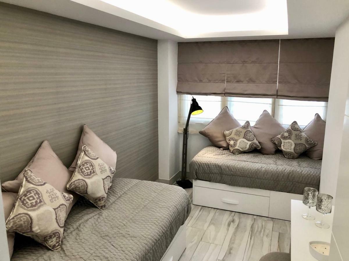 Luxury In La Isla, Walking Distance To Puerto Banus Appartement Marbella
